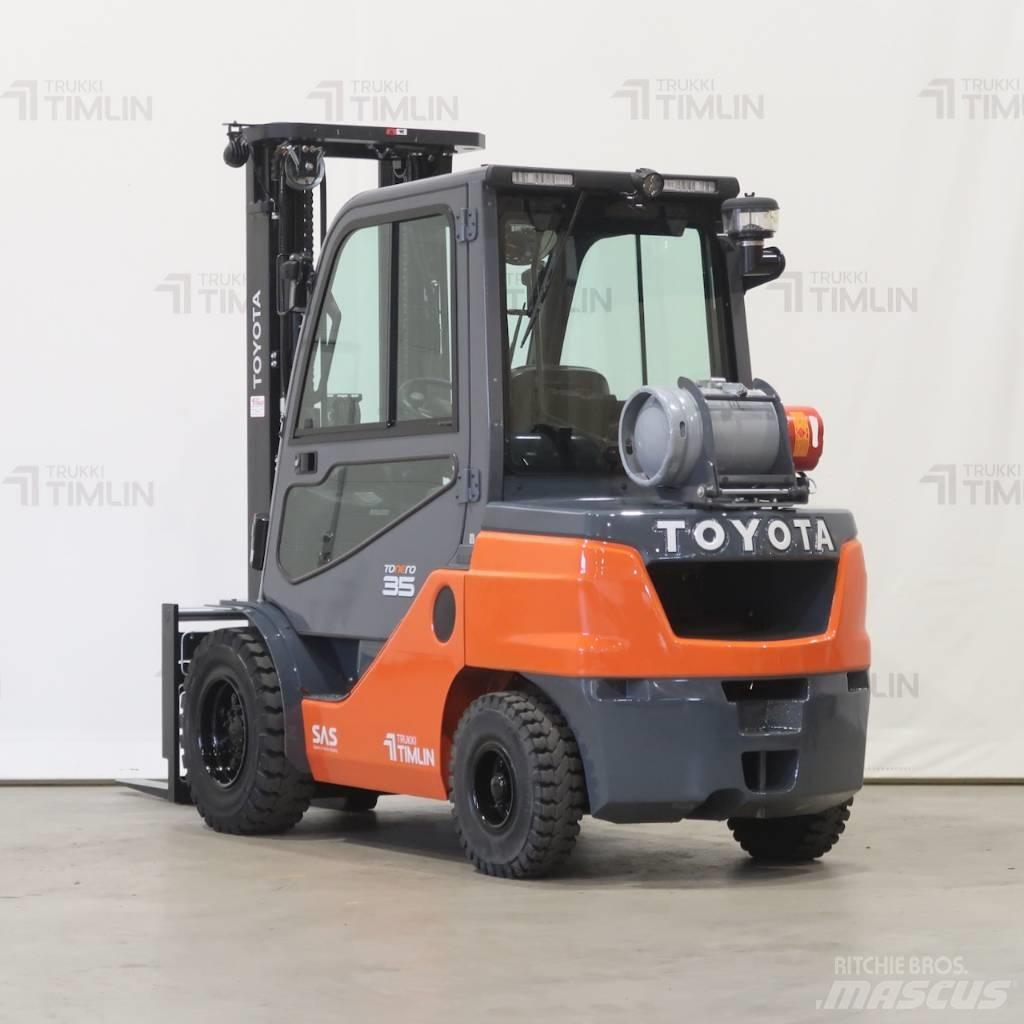 Toyota 02-8FGJF35 Nestekaasutrukit