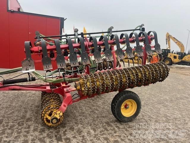 Väderstad ROLLEX 620 Jyrät
