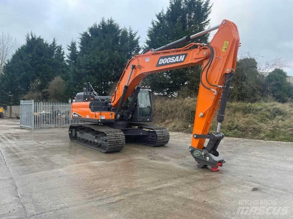 Doosan Dx300LC-7 Telakaivukoneet