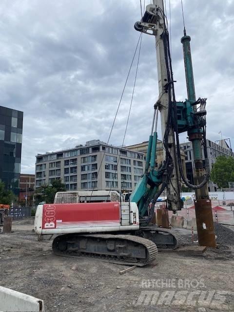 Casagrande B360XP Paalutuskoneet