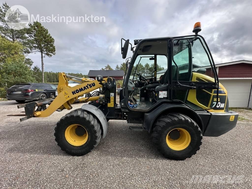 Komatsu WA 70 M-8 Pyöräkuormaajat
