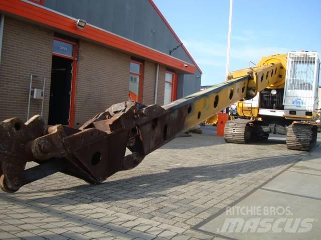 EWK TR2212LC Erikoiskaivinkoneet