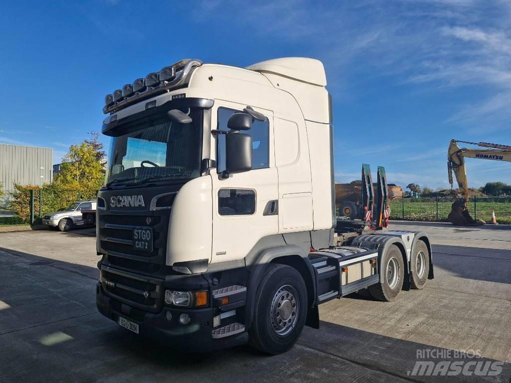 Scania R 580 Vetopöytäautot