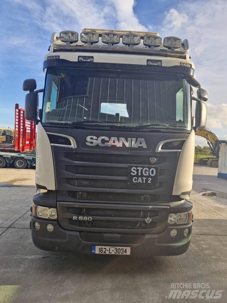 Scania R 580 Vetopöytäautot