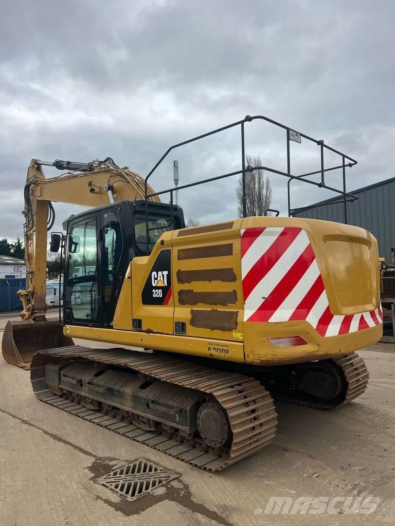 CAT 320 Telakaivukoneet