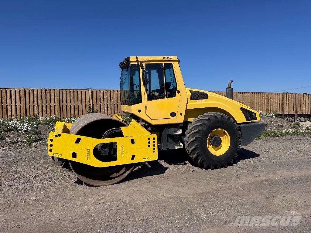 Bomag BW 213 D H-4 Yksivalssijyrät