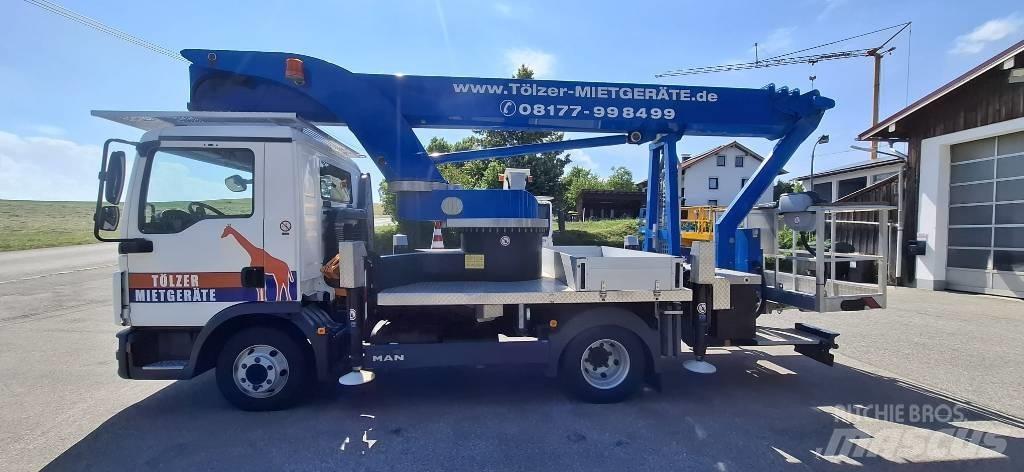 Palfinger P300 KS Nostolava-autot