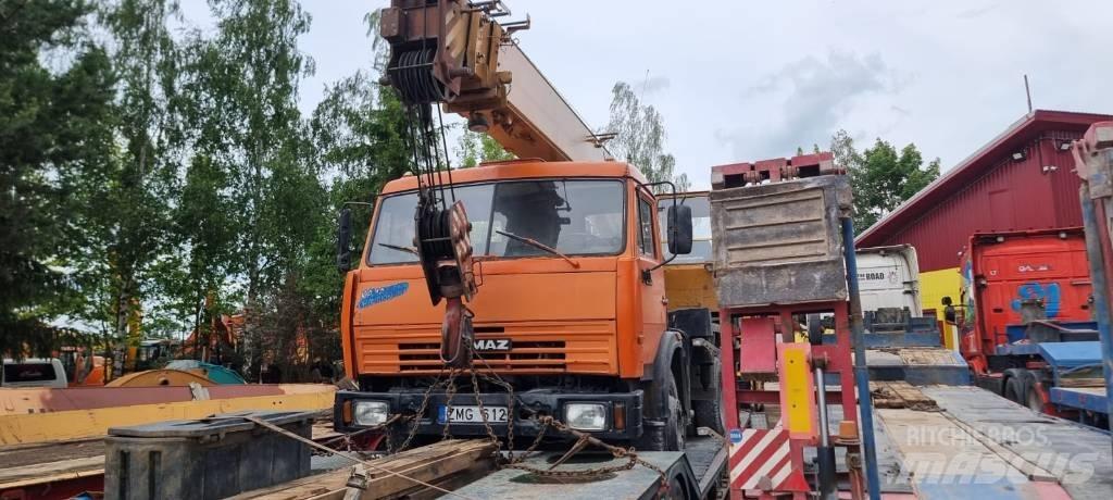 Kamaz 53215 Mobiilinosturit