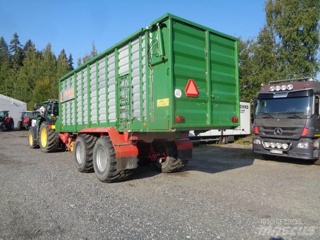 Pronar T 400R Keräävät noukinvaunut ja silppurivaunut