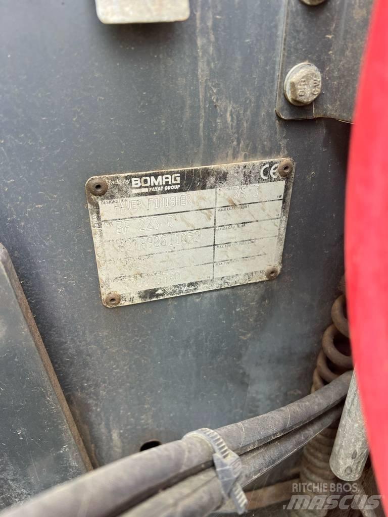 Bomag BF 223 C Asfalttikoneet