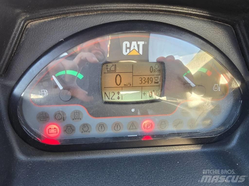 CAT TH337C Kurottajat