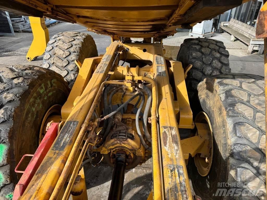 CAT 740 Minidumpperit