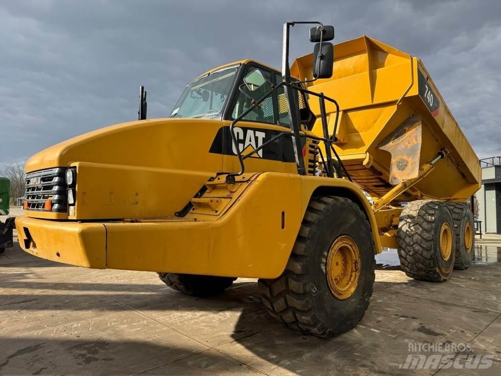 CAT 740 Minidumpperit