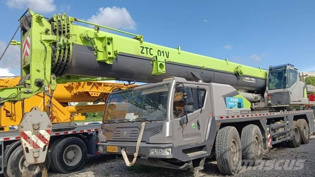 Zoomlion ZTC800 Mobiilinosturit