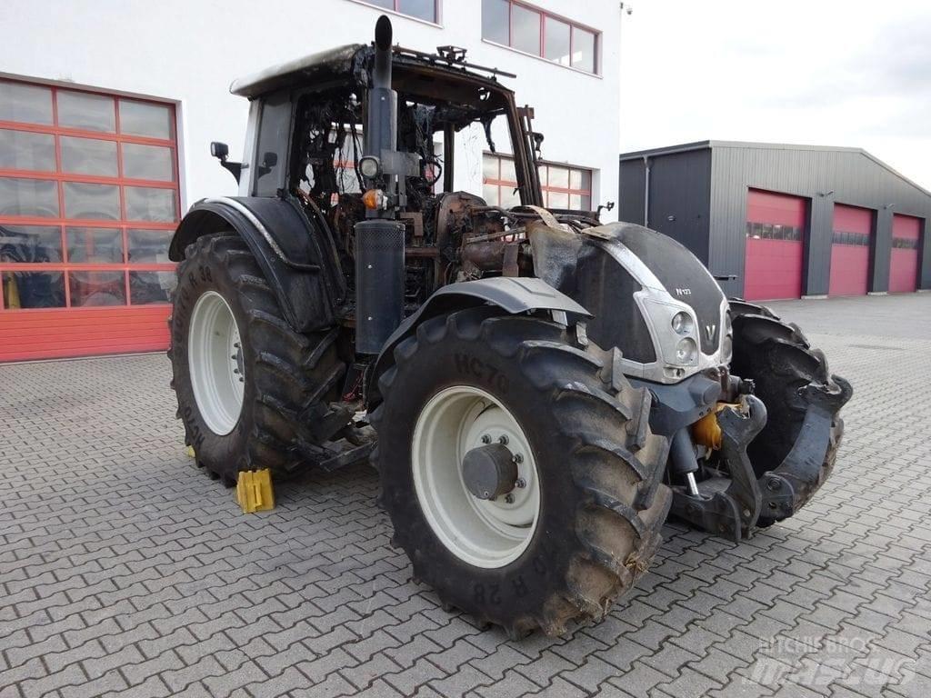 Valtra N123  driver Sähkö ja elektroniikka