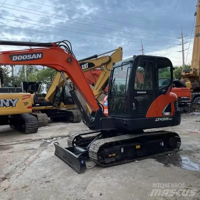 Doosan DX55 Telakaivukoneet