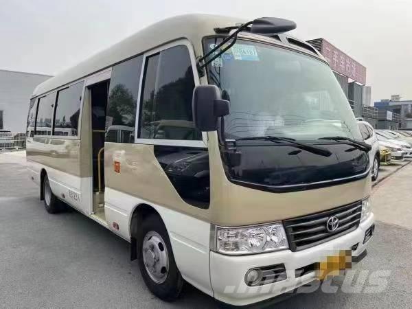 Toyota Coaster Bus Minibussit