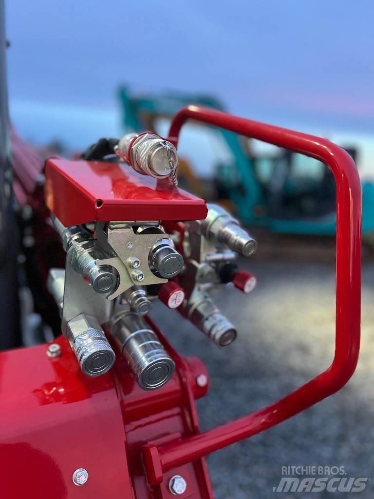 Takeuchi TL12 V2 Liukuohjatut kuormaajat