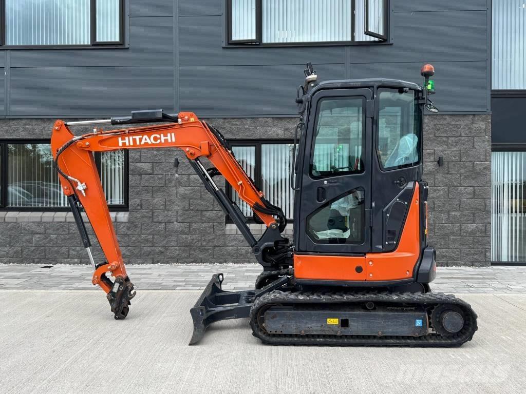 Hitachi ZX 33 U-6CLR Minikaivukoneet < 7t