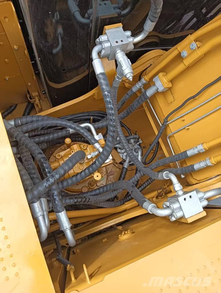 CAT 320 D2L Telakaivukoneet