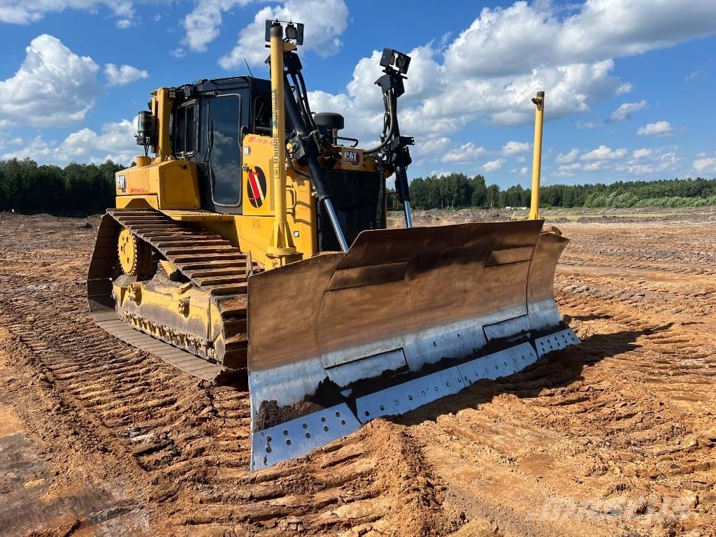 CAT D 6 T XW VP Telaketjupuskutraktorit
