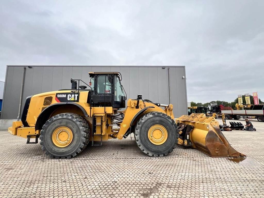 CAT 980M Pyöräkuormaajat