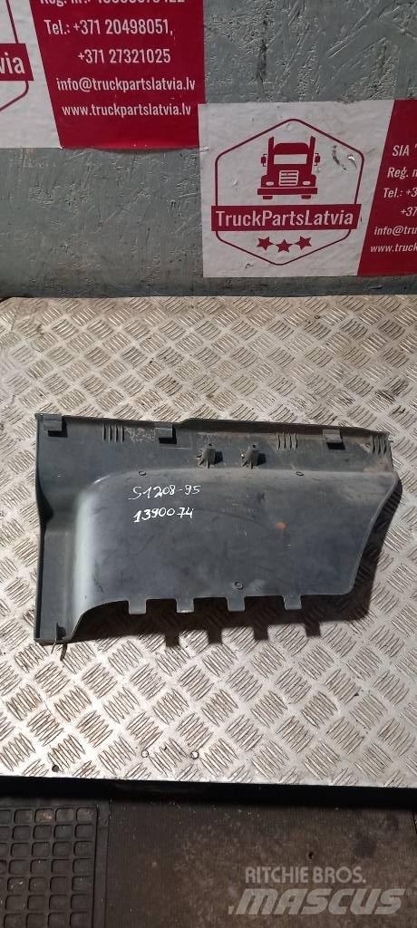Scania 94 D.   1390074 Ohjaamot ja sisustat