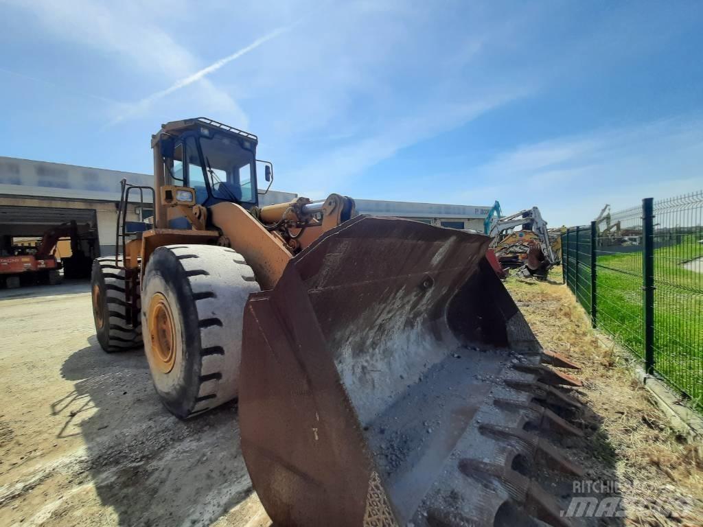 Komatsu WA500 Pyöräkuormaajat