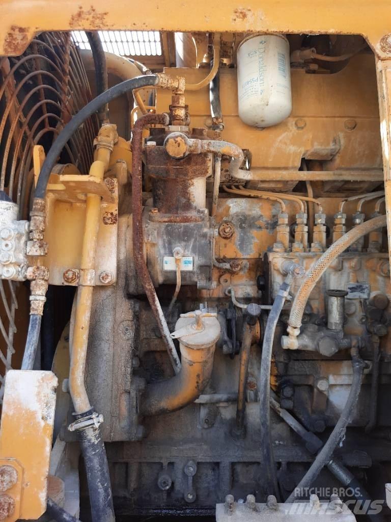 Komatsu WA500 Pyöräkuormaajat