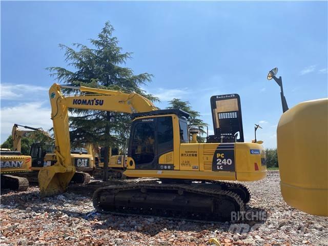 Komatsu PC240-8 Telakaivukoneet