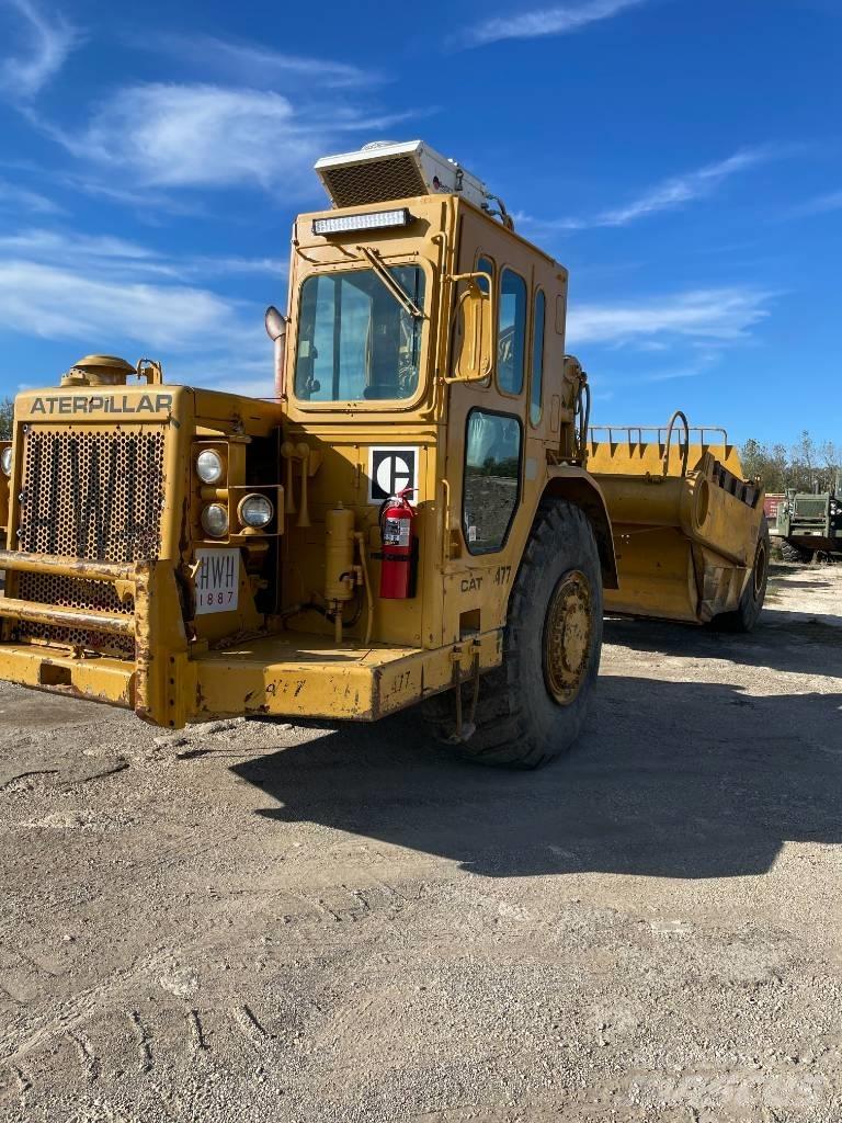 CAT 621 B Kaavinvaunut