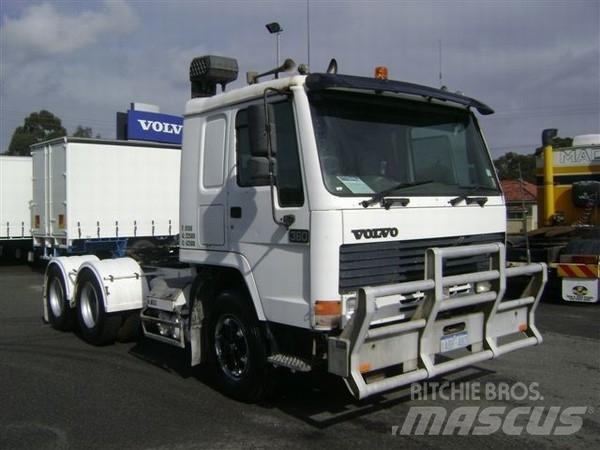 Volvo FL10 Vetopöytäautot
