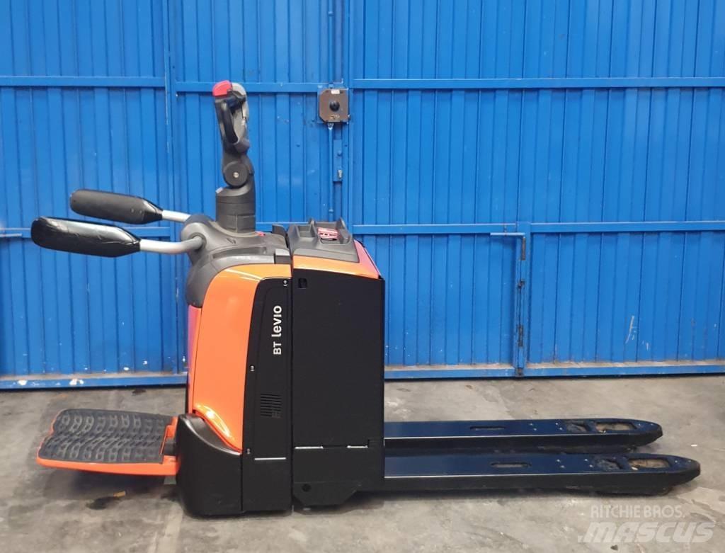 BT LPE 200 Lavansiirtotrukit ajotasolla