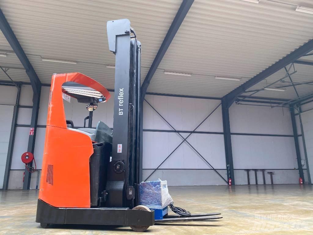 Toyota RRE140H Työntömastotrukit