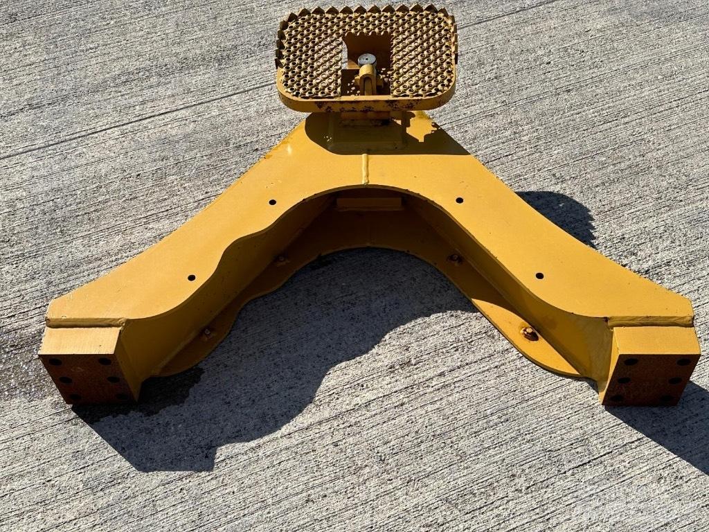 CAT D6N Drawbar Muut
