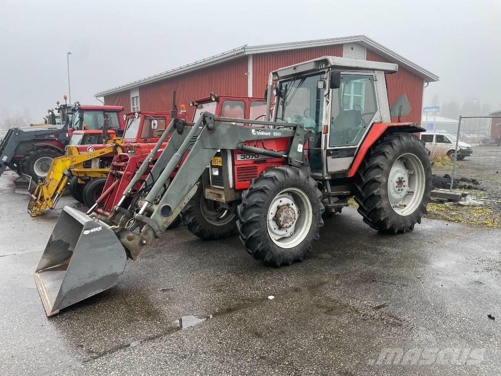 Massey Ferguson 3070 Traktorit