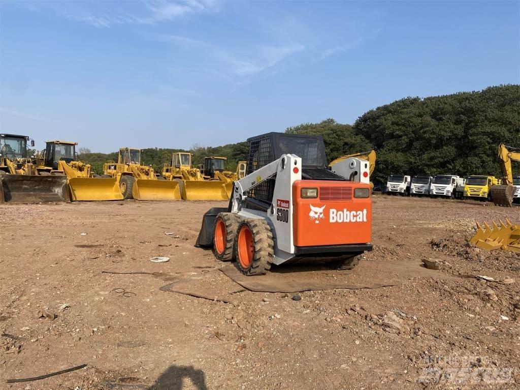 Bobcat S 300 Liukuohjatut kuormaajat