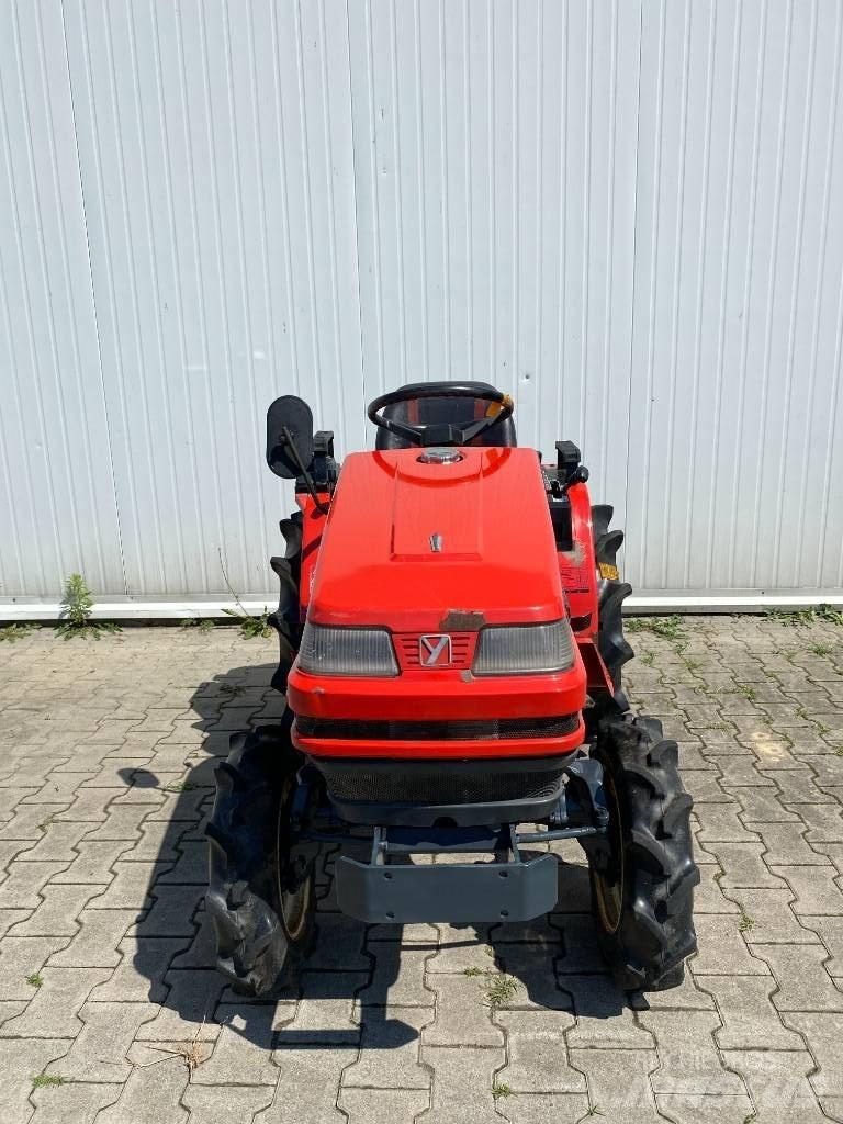Yanmar KE-3 Taajamatraktorit
