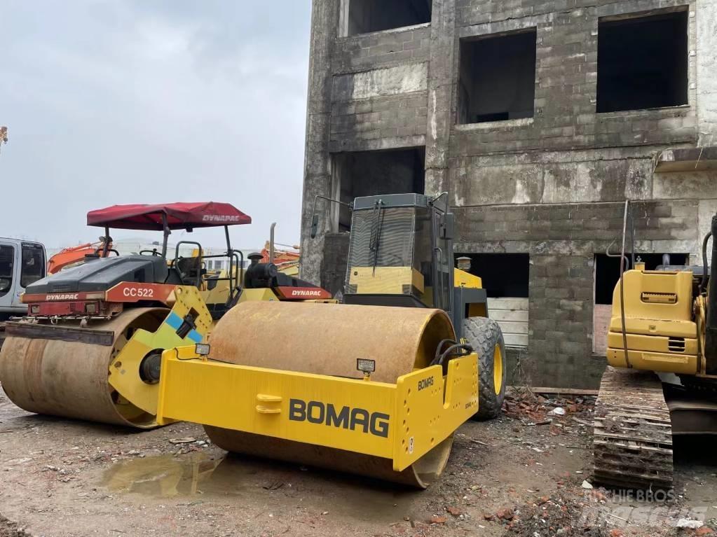 Bomag BW 217 Yksivalssijyrät
