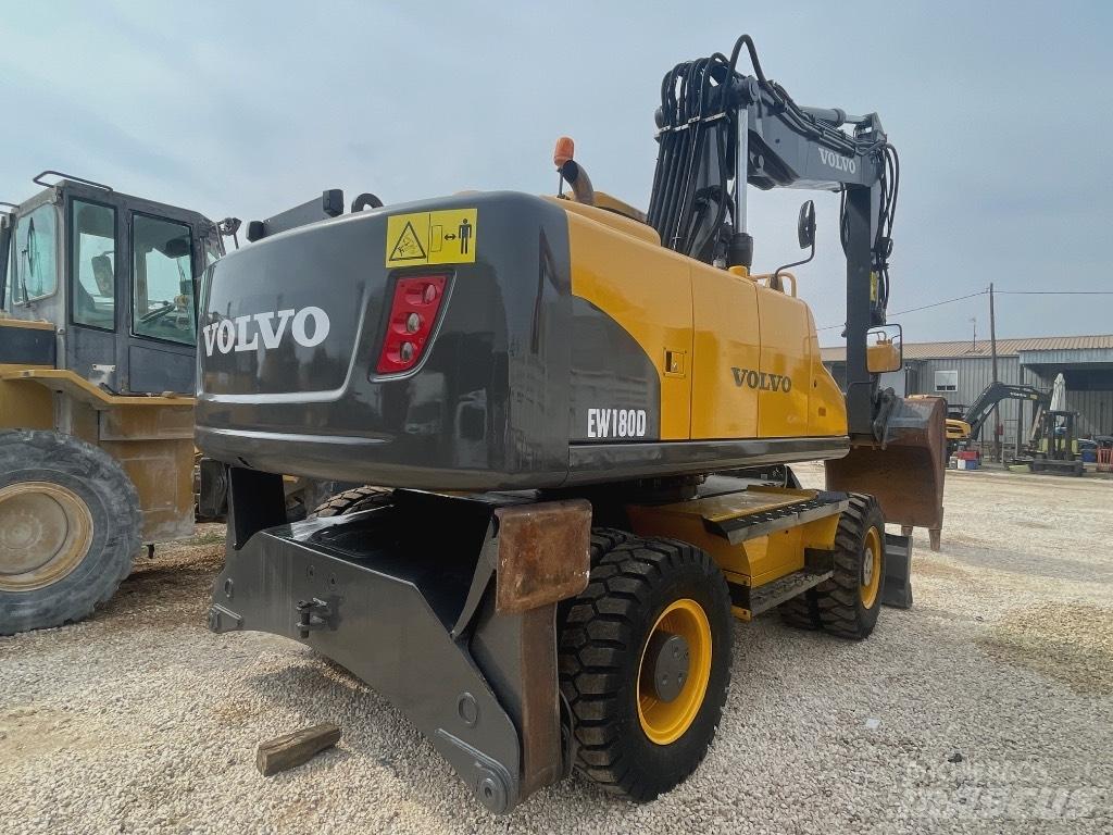 Volvo EW 180 C Pyöräkaivukoneet