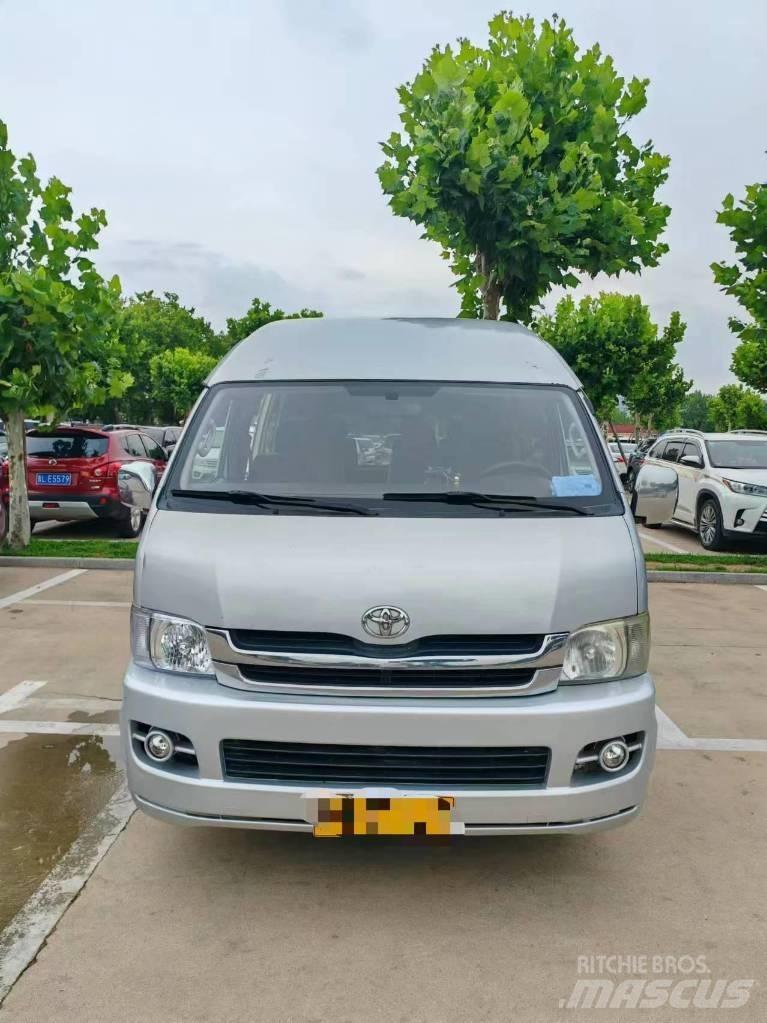 Toyota Coaster Linjaliikennebussit