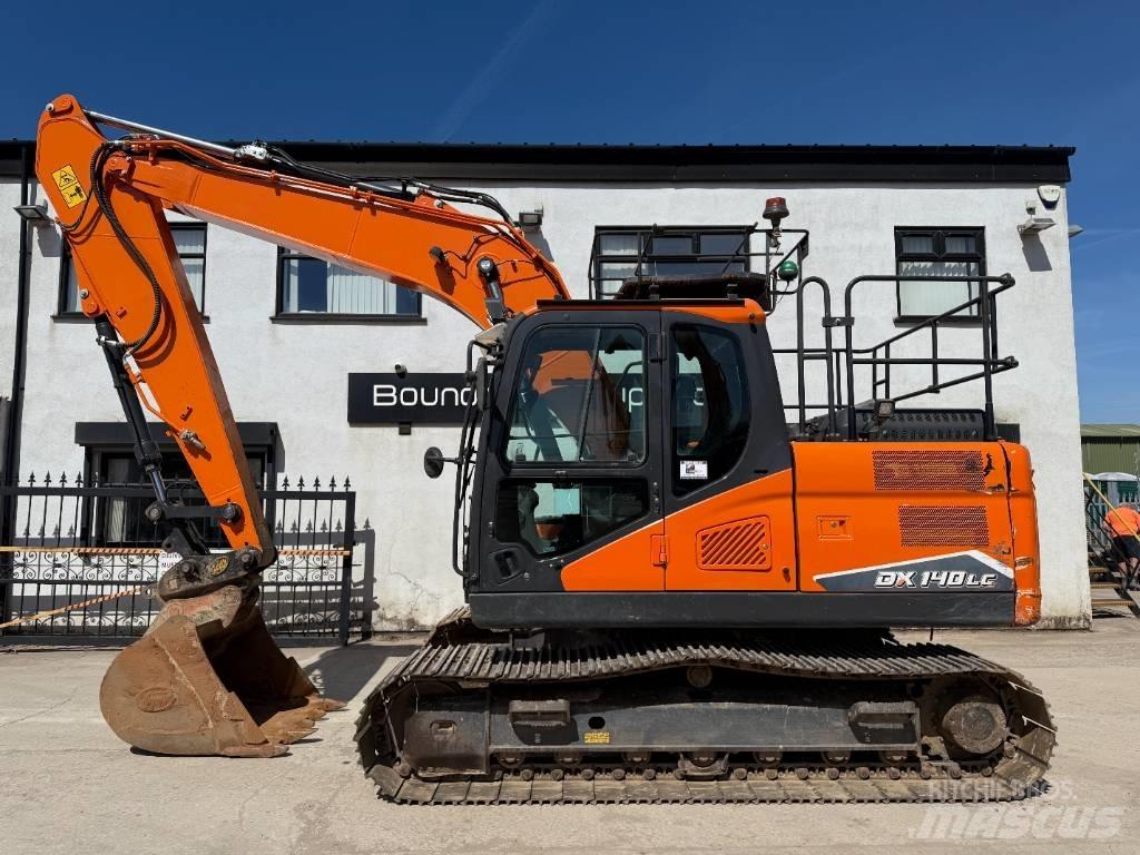 Doosan DX 140 LC-7 Telakaivukoneet