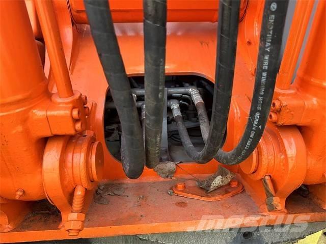 Hitachi EX100 Telakaivukoneet