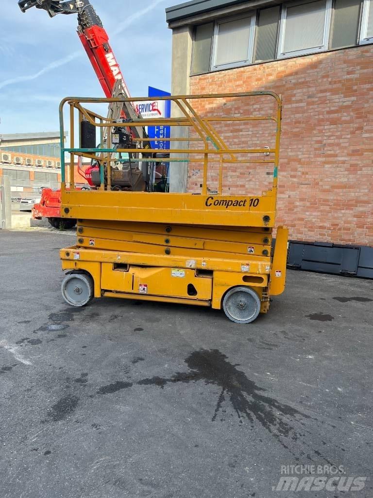 Haulotte Compact 10 Saksilavat
