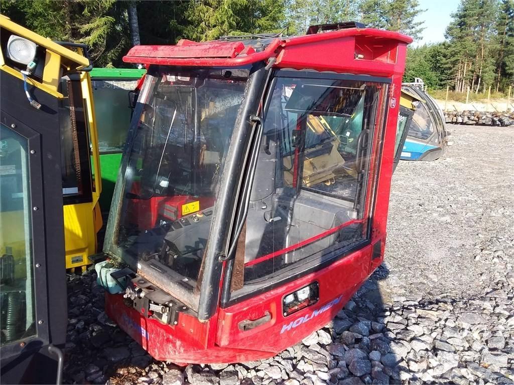 Komatsu 931 Ohjaamo ja sisusta