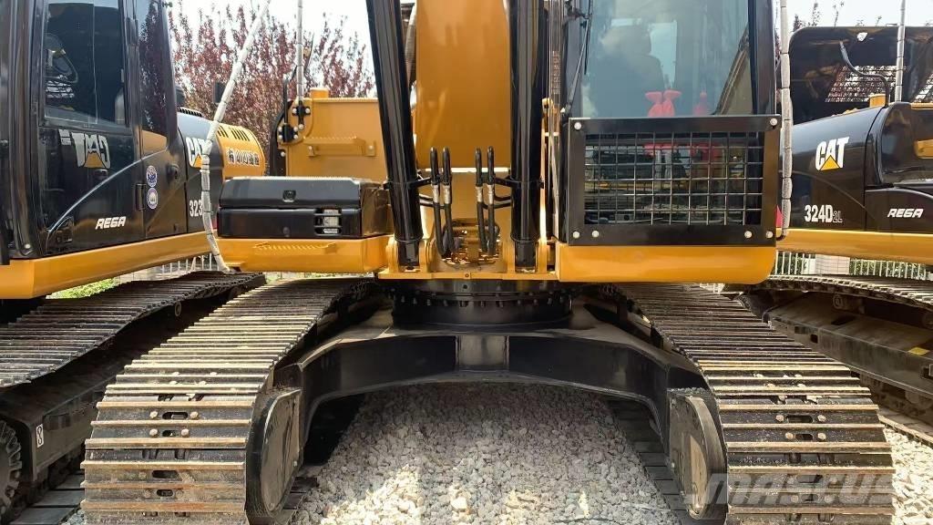 CAT 325 D L Telakaivukoneet