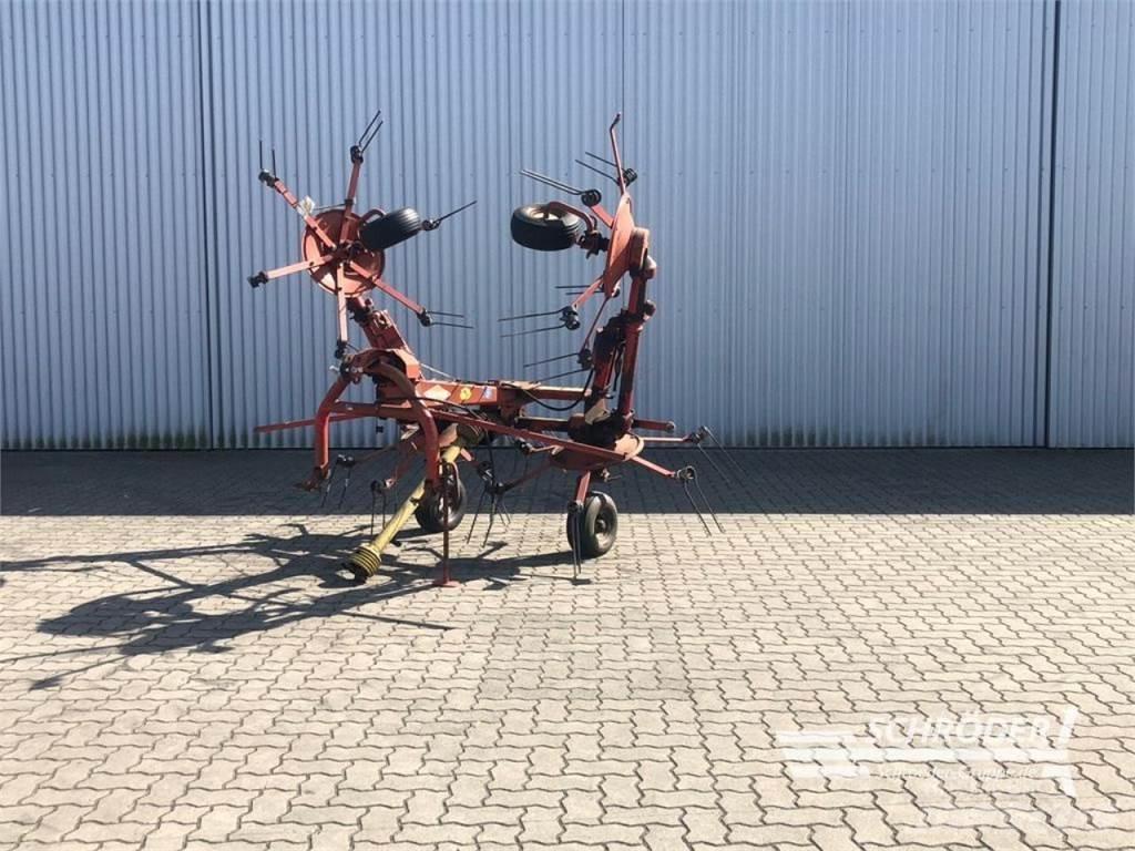 Kuhn GF 5000 MHA Pöyhimet ja haravat