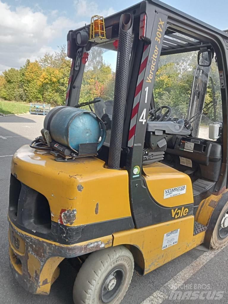 Yale GLP30 Nestekaasutrukit