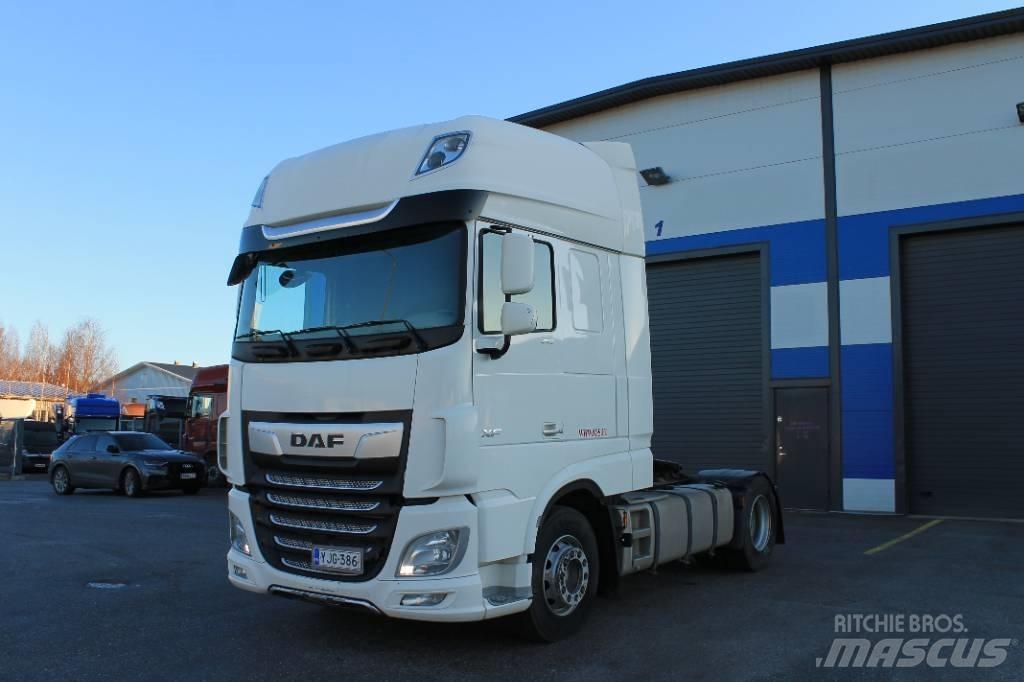 DAF XF 450 FT Vetopöytäautot