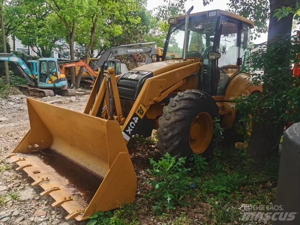 JCB 4 CX Kaivurikuormaajat